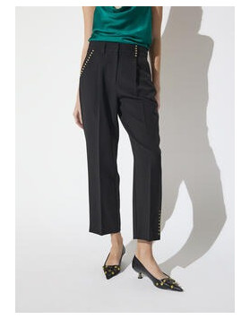 Pantalon 7/8 noir à détails cloutés femme Lola Casademunt