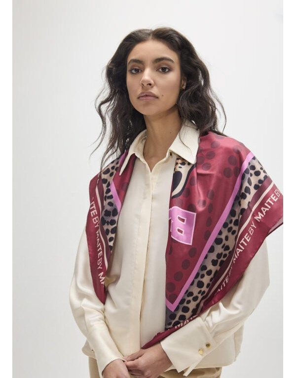 Foulard carré 90x90 Lola Casademunt By Maite