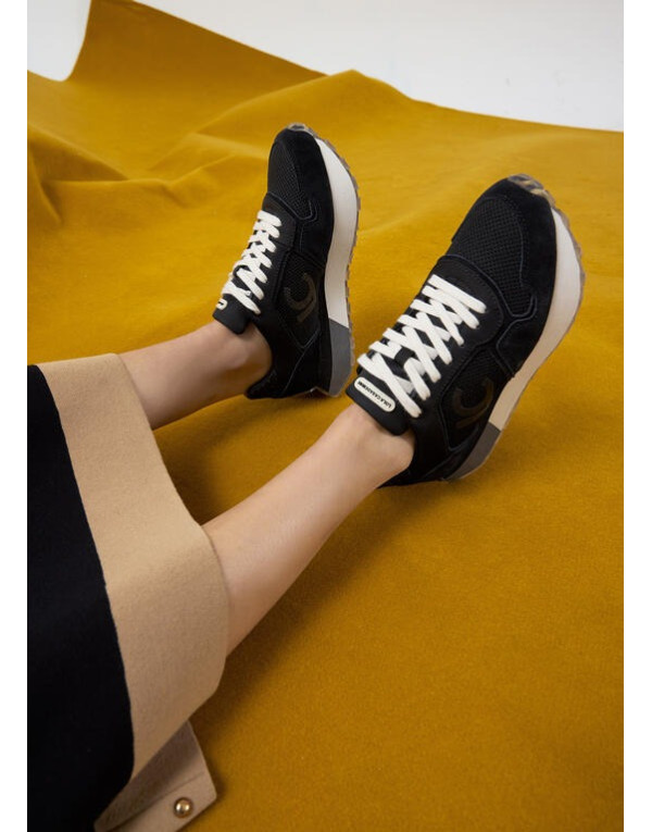Baskets Lola Casademunt noires semelle plateforme