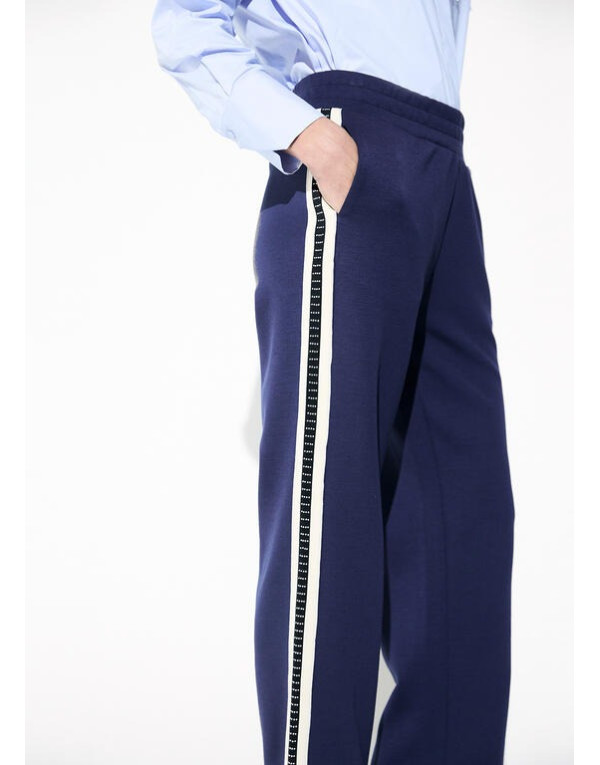 Pantalon jogger marine à bandes et strass Lola Casademunt femme
