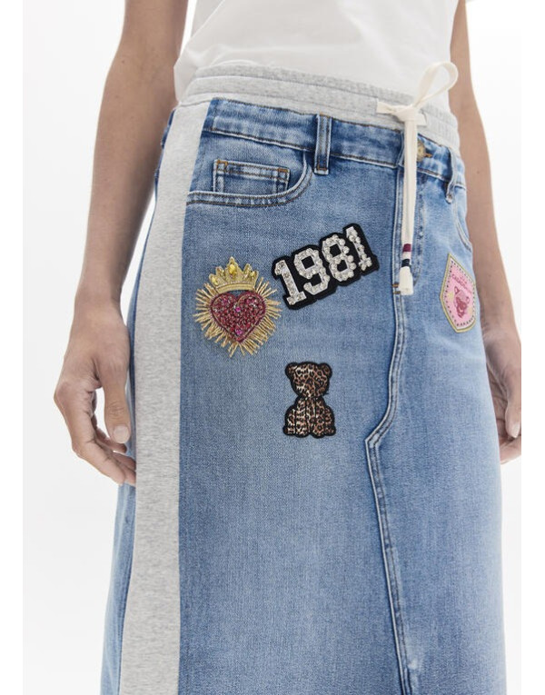 Jupe en jean longue Lola Casademunt avec patches 1981