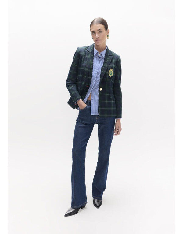 Veste à carreaux avec écusson LC Lola Casademunt portée femme